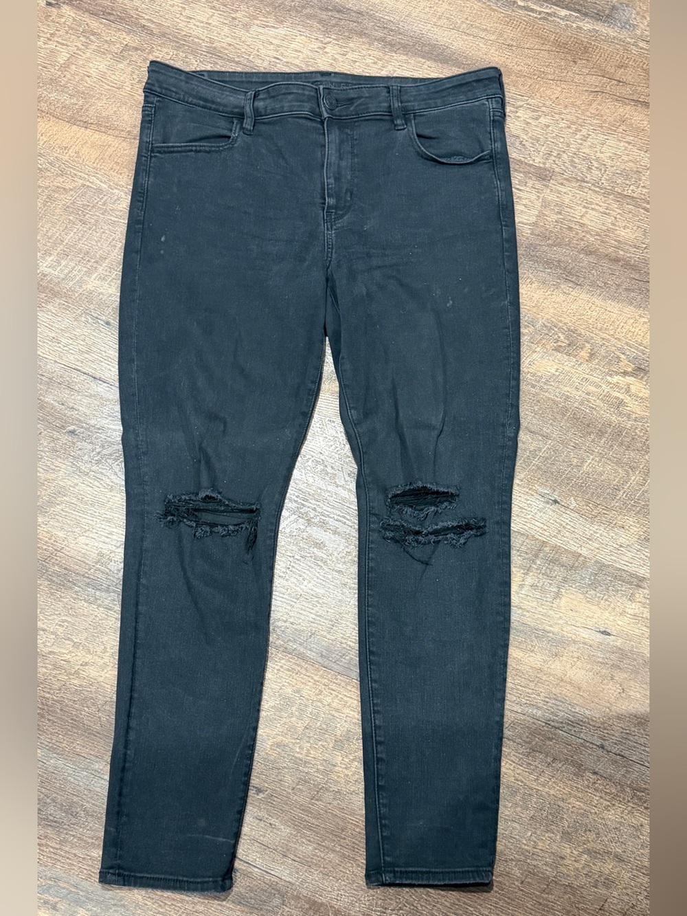 American Eagle Outfitters Black Skinny Jeans with Distressed Knee Rips
